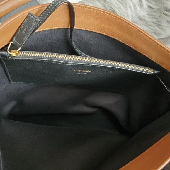 Yves saint laurent hobo tote - Picture 3 of 9